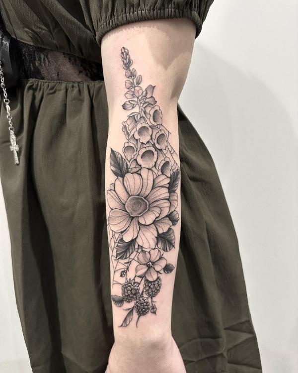 Foxglove and daisy tattoo black and grey