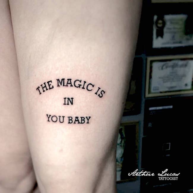 Inspiring quote tattoo by @arthurlucastattooist