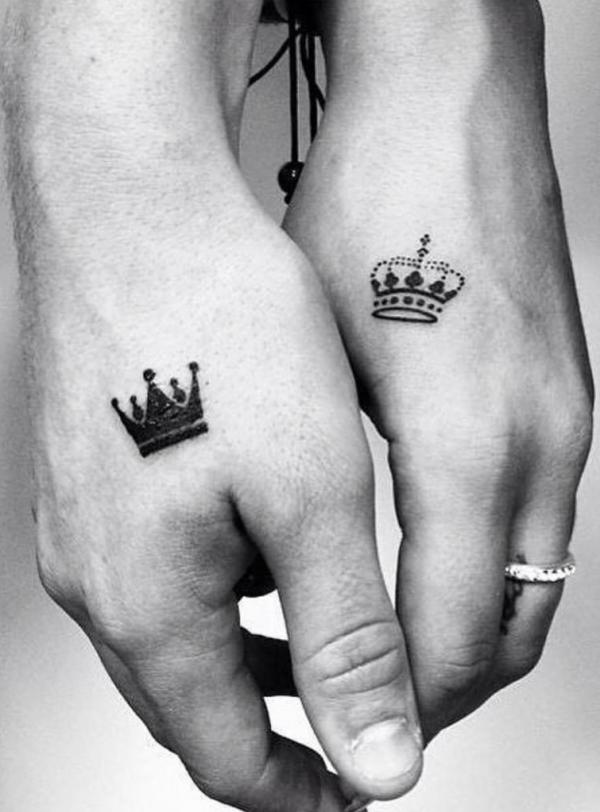 King and queen tattoo finger