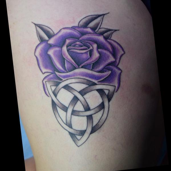 Purple rose and Trinity Knot