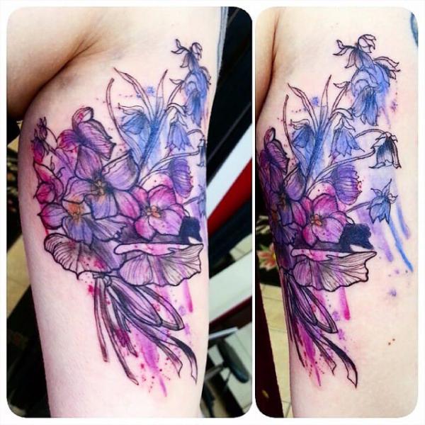 Violet flowers with watercolor splash