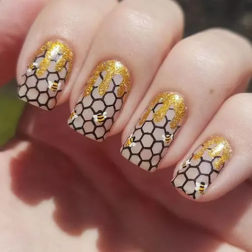 bee nail designs