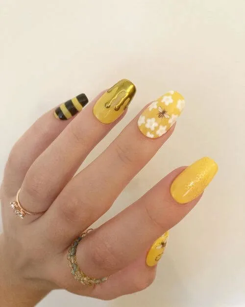 bee nail designs