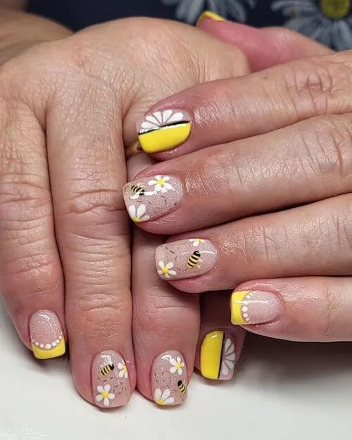 bee nail designs