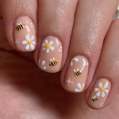 bee nail designs