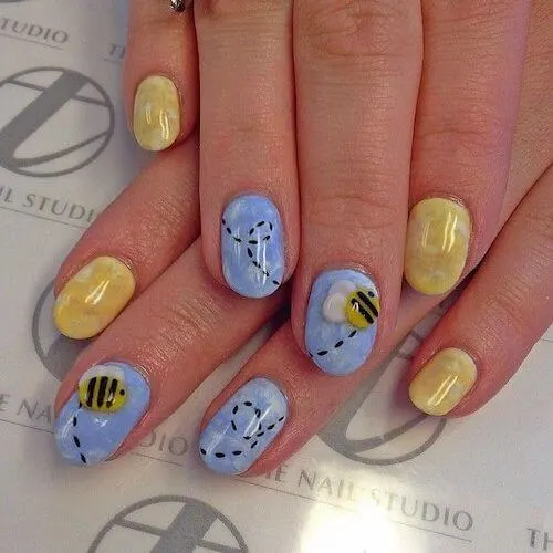 bee nail designs