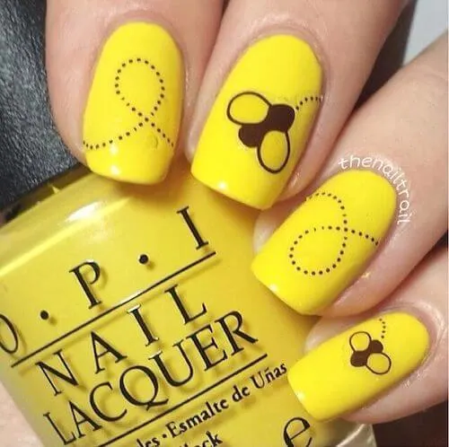 bee nail designs