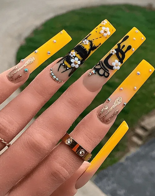 bee nail designs