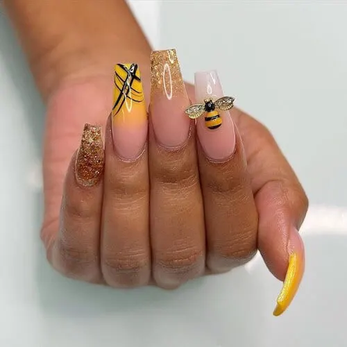 bee nail designs