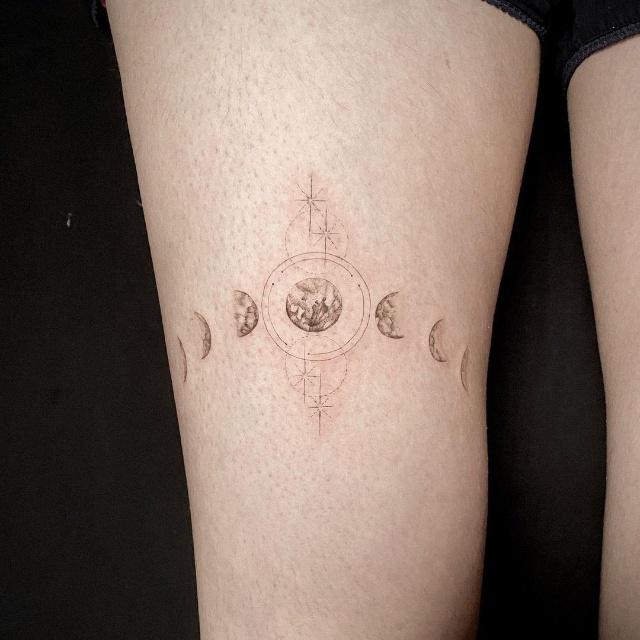 thigh tattoo for women