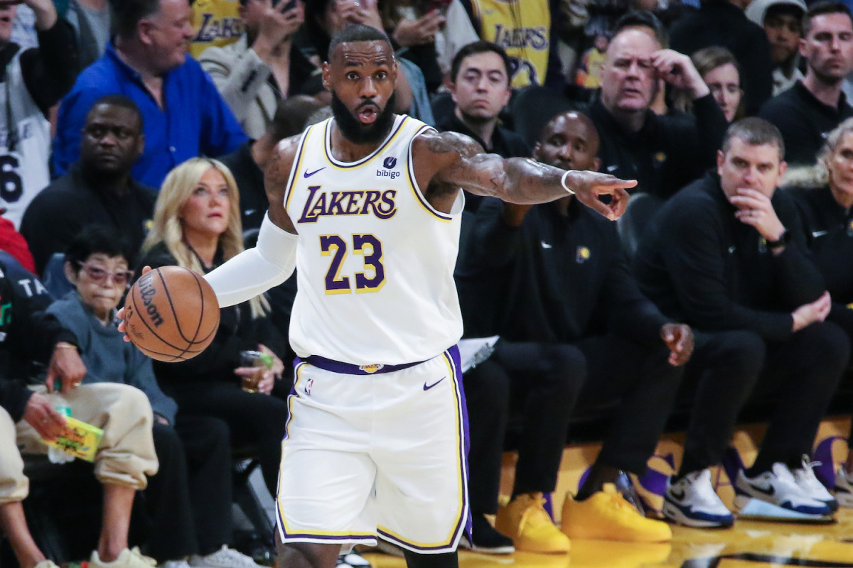 L.A. Lakers Score Most Points in a Game Since 1987 - LAmag - Culture, Food,  Fashion, News & Los Angeles