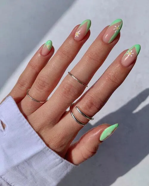 Cute Mint Green Tips