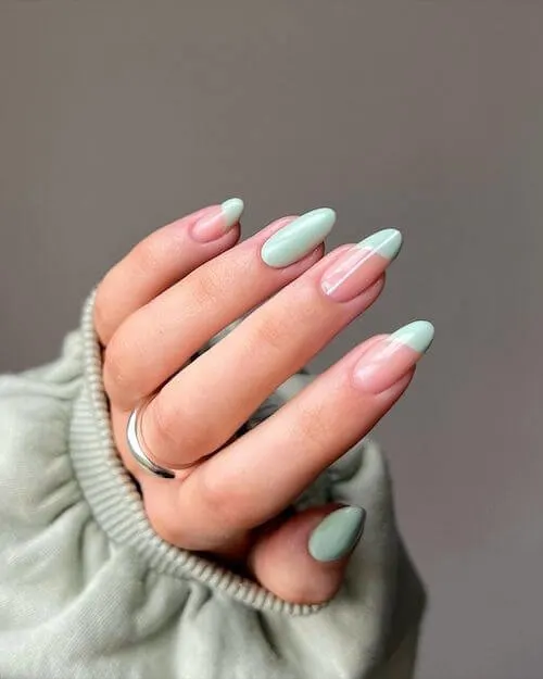 Pastel Mint Green Nail Ideas