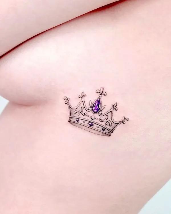 queen crown side boob tattoo