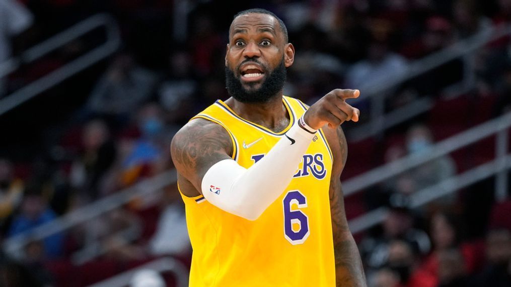 LeBron James quietly deletes tweet prediction that he won't miss playoffs  again