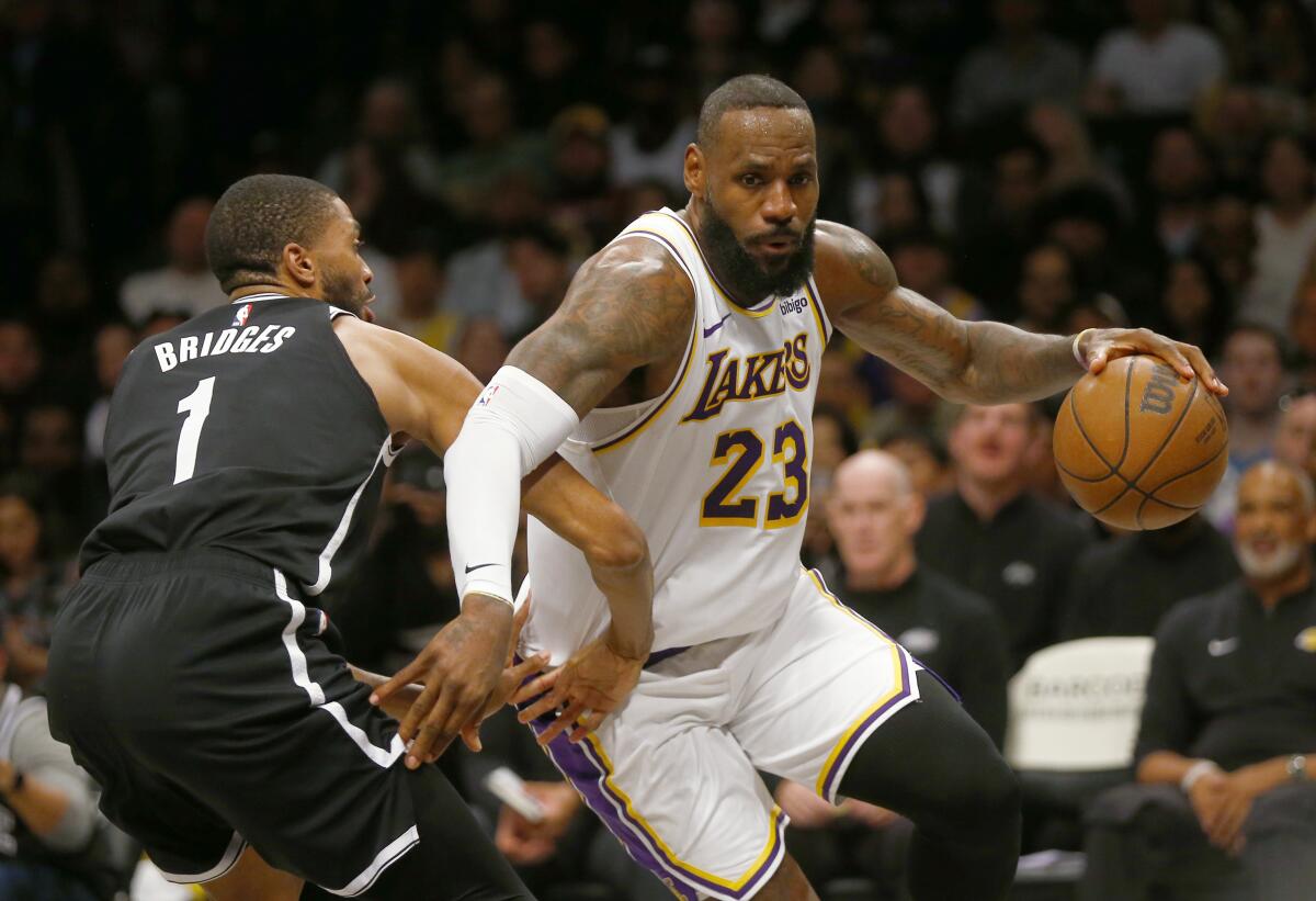 LeBron James scores 40 in Lakers' defeat of the Nets - Los Angeles Times