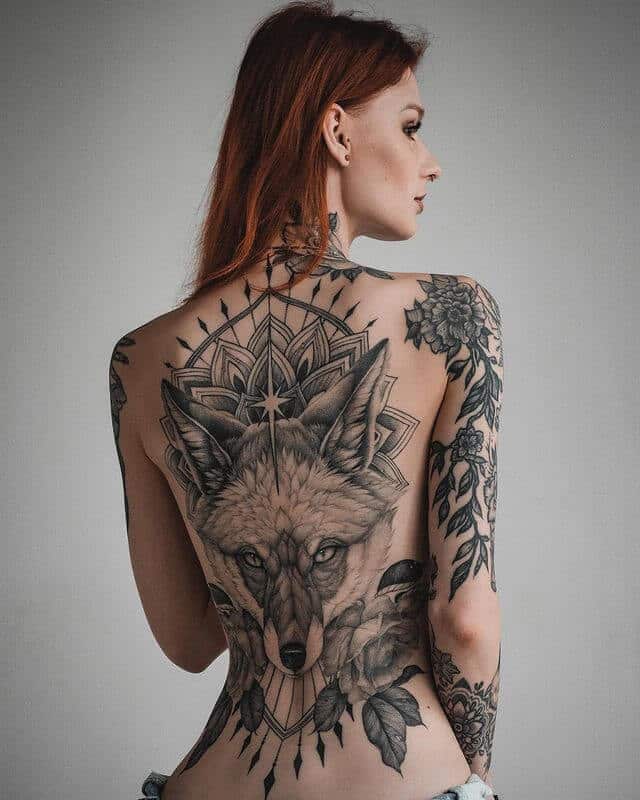fox tattoo on woman back
