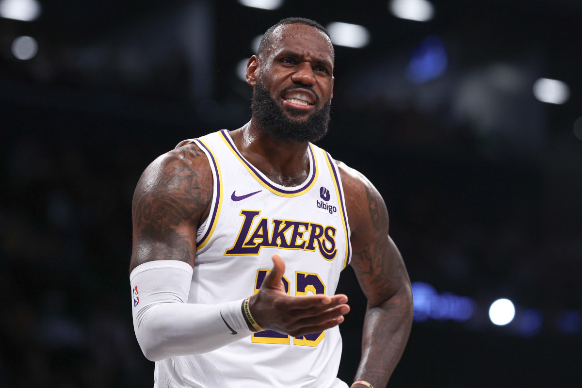 Leaked Audio Of LeBron James Shows Him Cursing At Referees