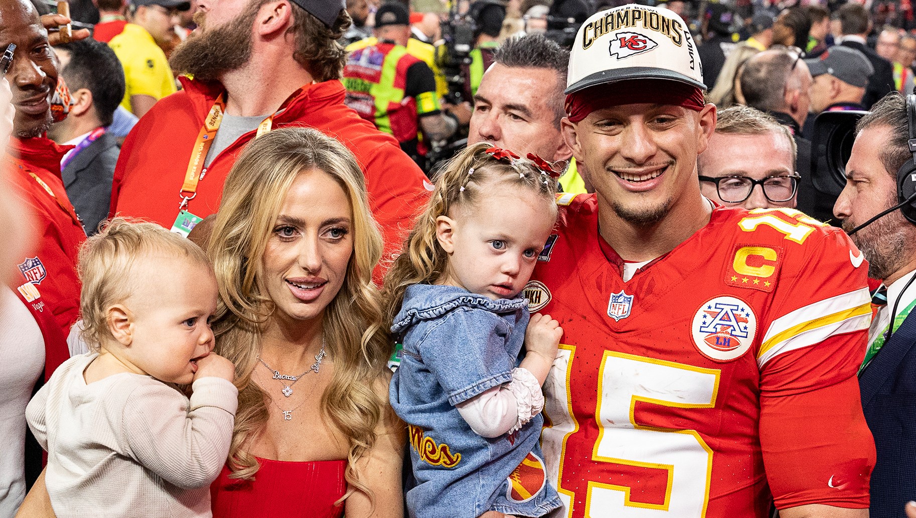 Patrick Mahomes Sweetly Reads Picture Books to His 2 Kids