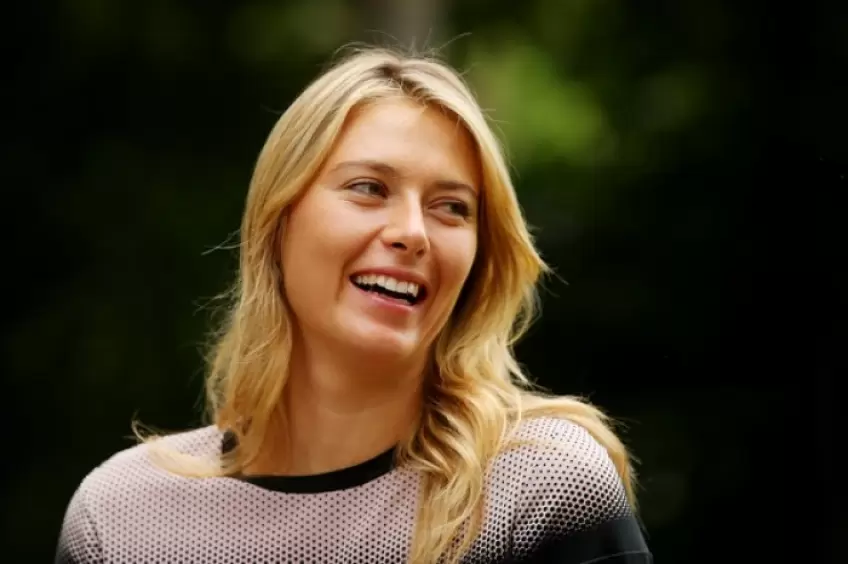 Maria Sharapova spends time with her mother (PIC INSIDE)