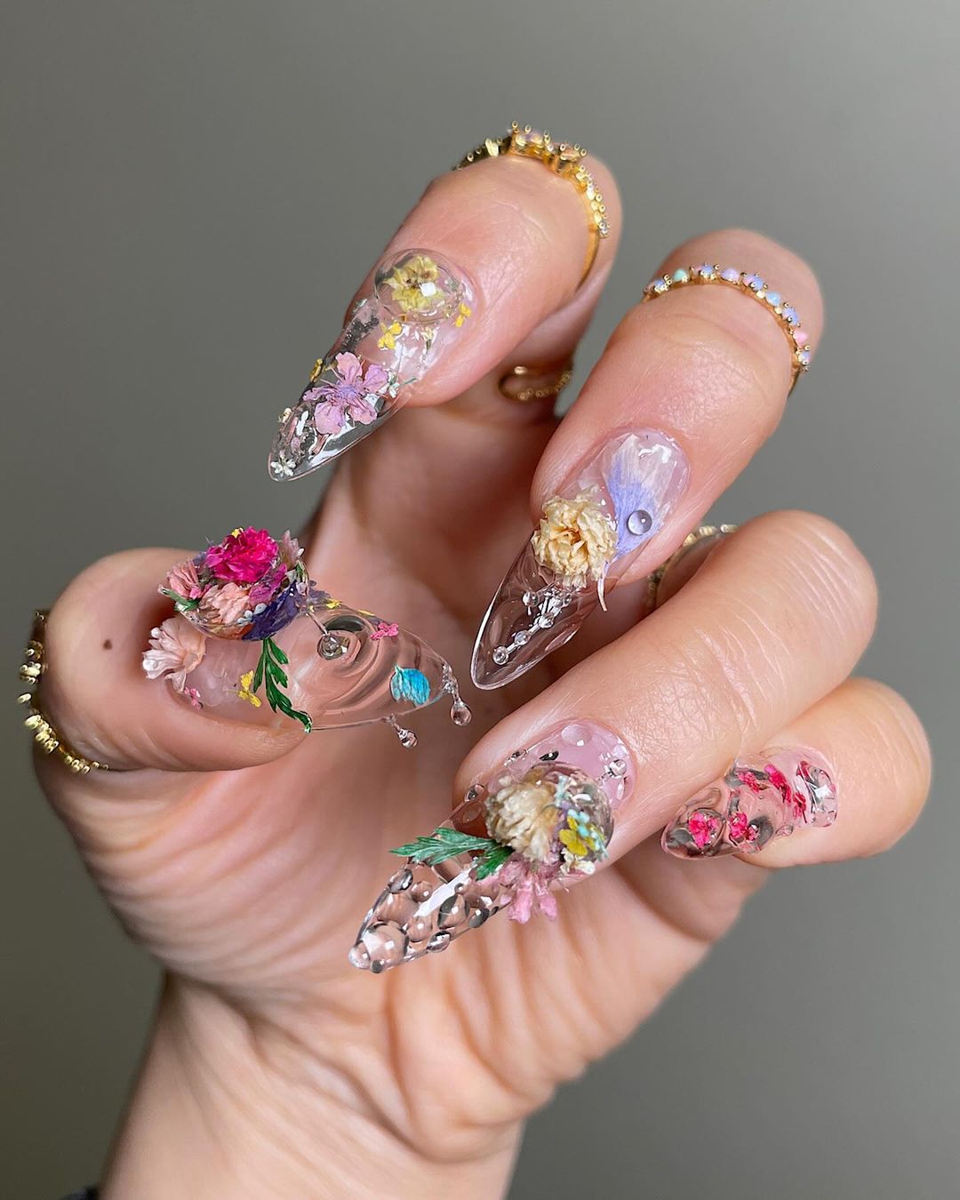 Sizzling Summer Almond Nails: Colorful Designs and Ideas