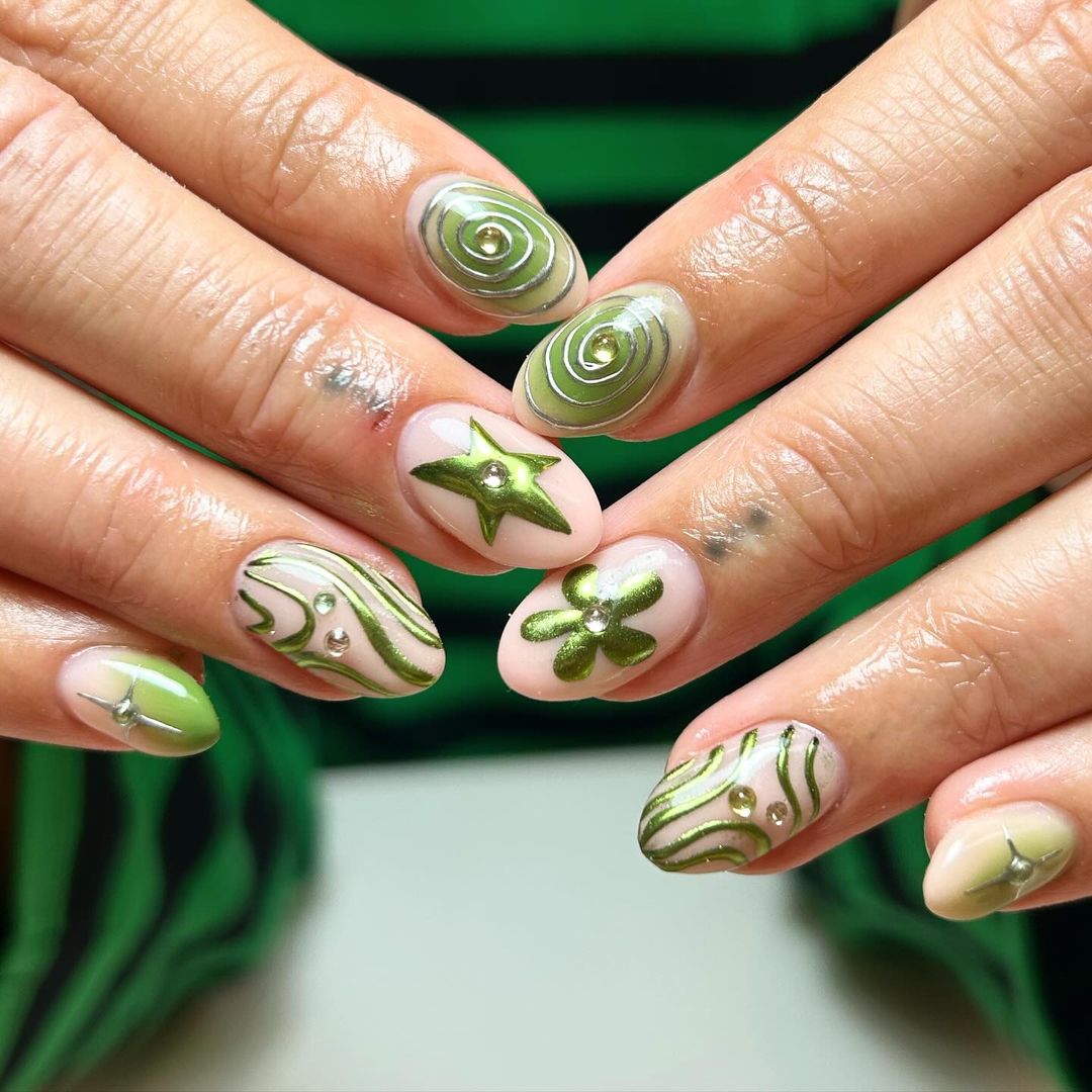 Get Creative: Summer Oval Nail Designs & Color Ideas to Elevate Your Look