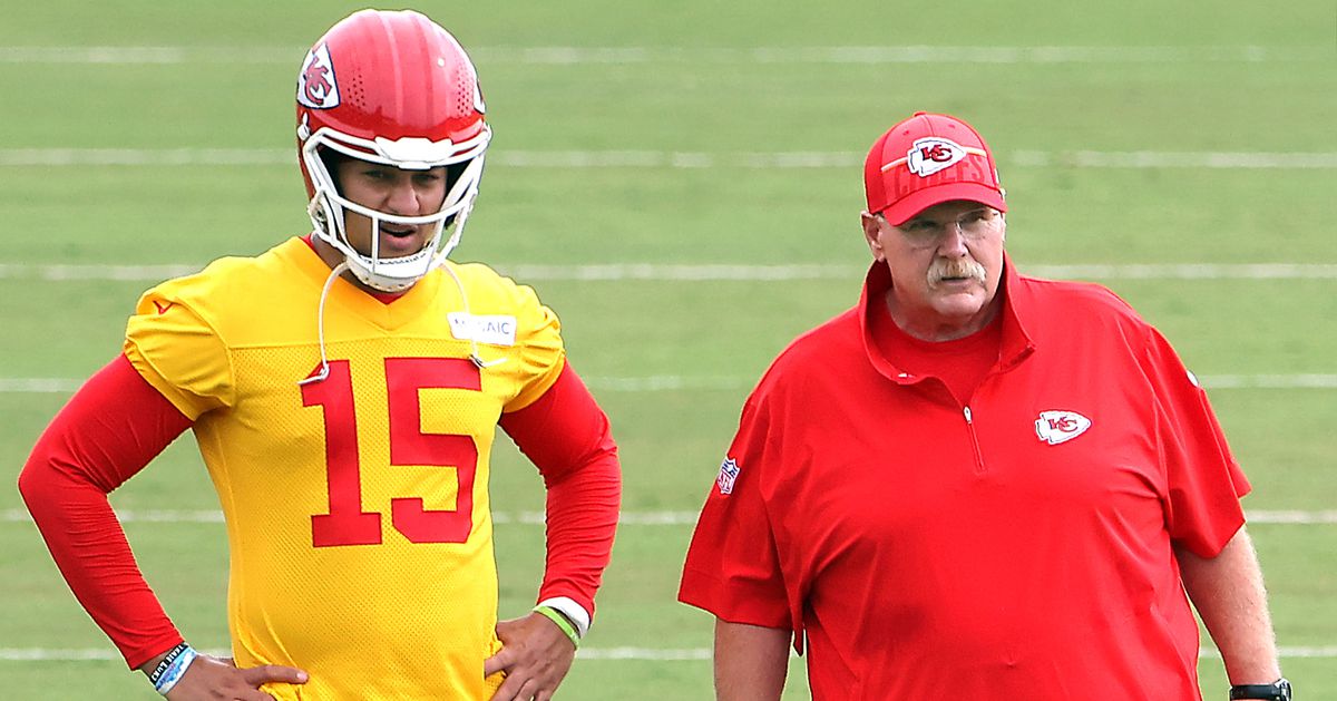 Chiefs' Andy Reid, Patrick Mahomes discuss training camp pace - Arrowhead  Pride