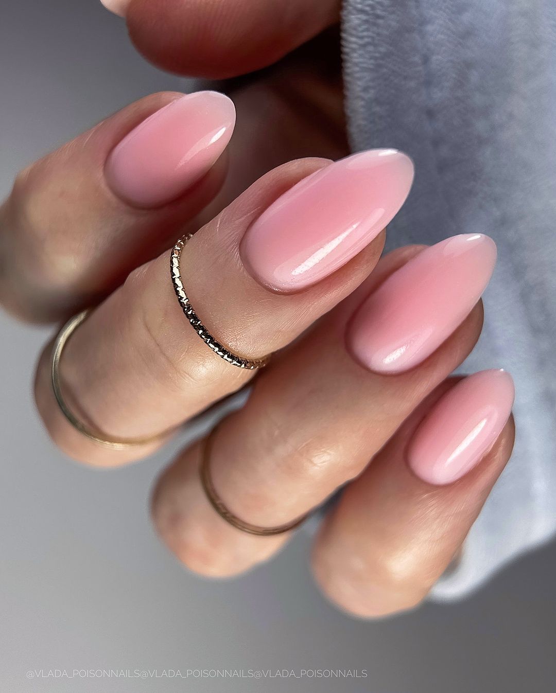 Summer Vibes: The Must-Have Nail Colors of 2024