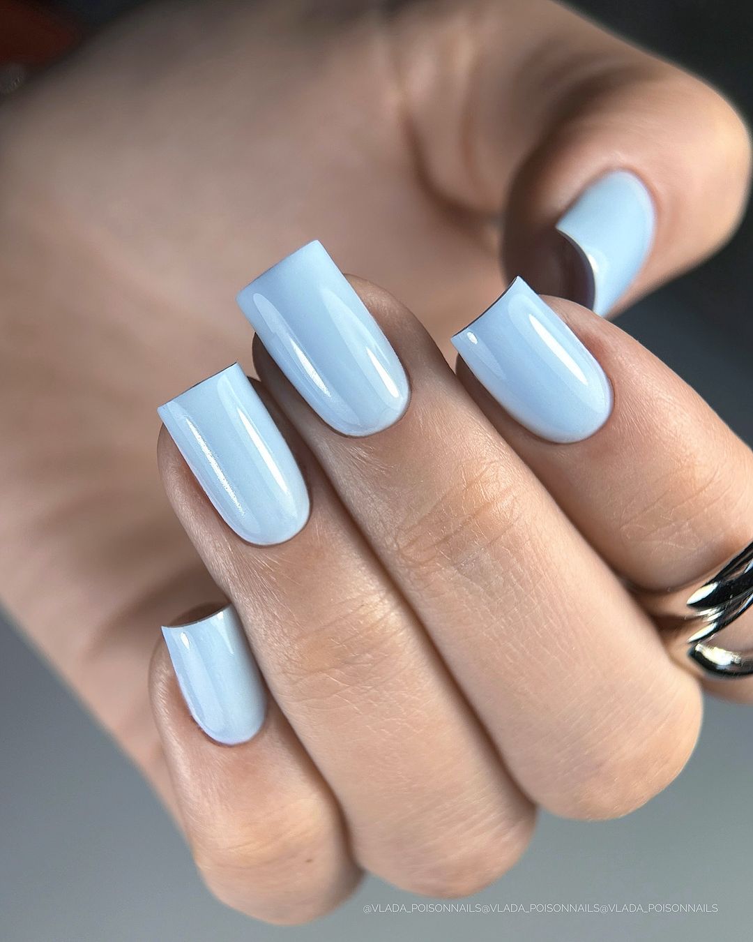 Summer Vibes: The Must-Have Nail Colors of 2024