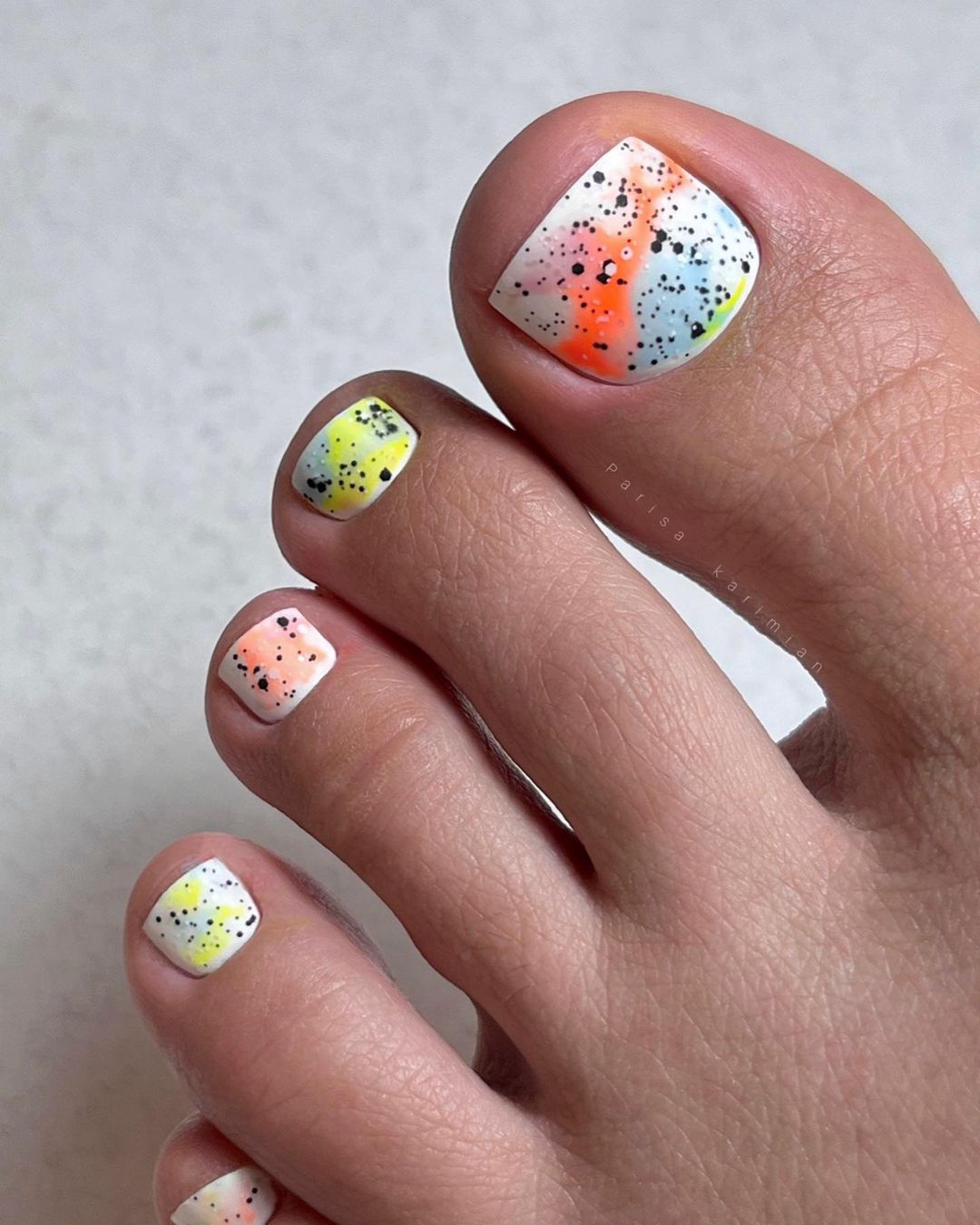 Sunny Steps: 31 Summer Pedicure Ideas to Keep Your Feet Stylish and Fresh