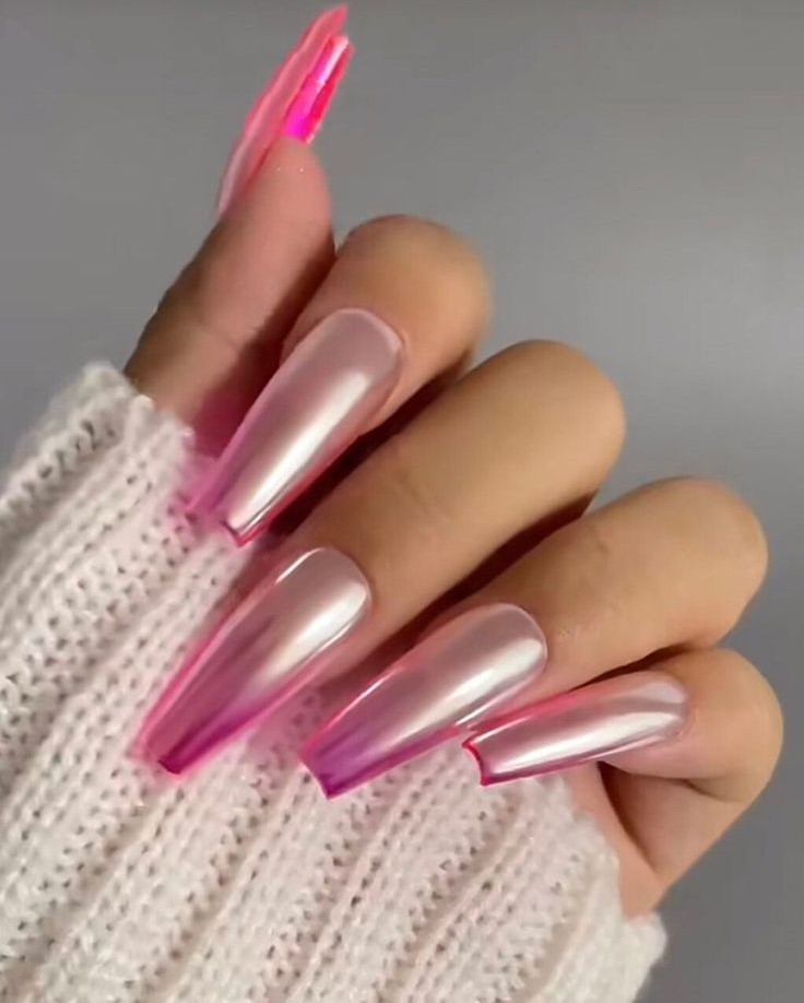 Elevate Your Style: Trendsetting Summer Coffin Nails of 2024