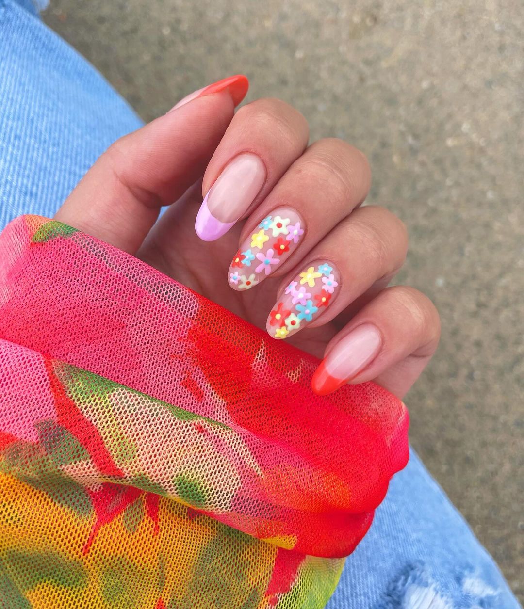 Get Creative: Summer Oval Nail Designs & Color Ideas to Elevate Your Look