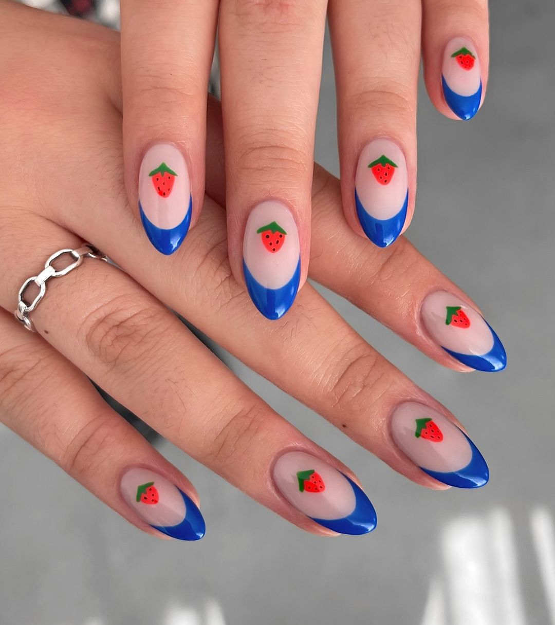 Trendy Acrylic Colors and Designs for Your Summer Nail Inspiration