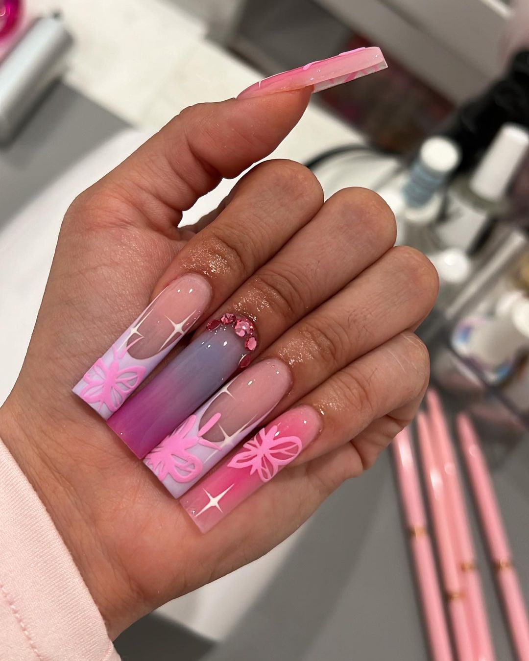 Sizzling Hot Designs: Summer Ombre Nails to Elevate Your Look