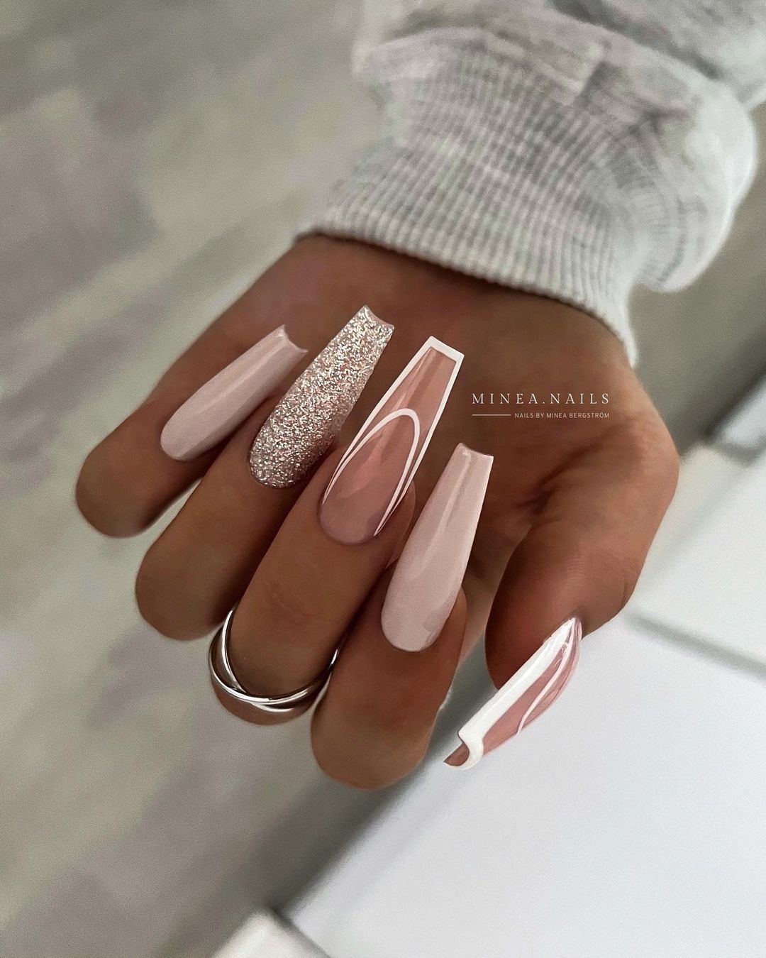 Elevate Your Style: Trendsetting Summer Coffin Nails of 2024