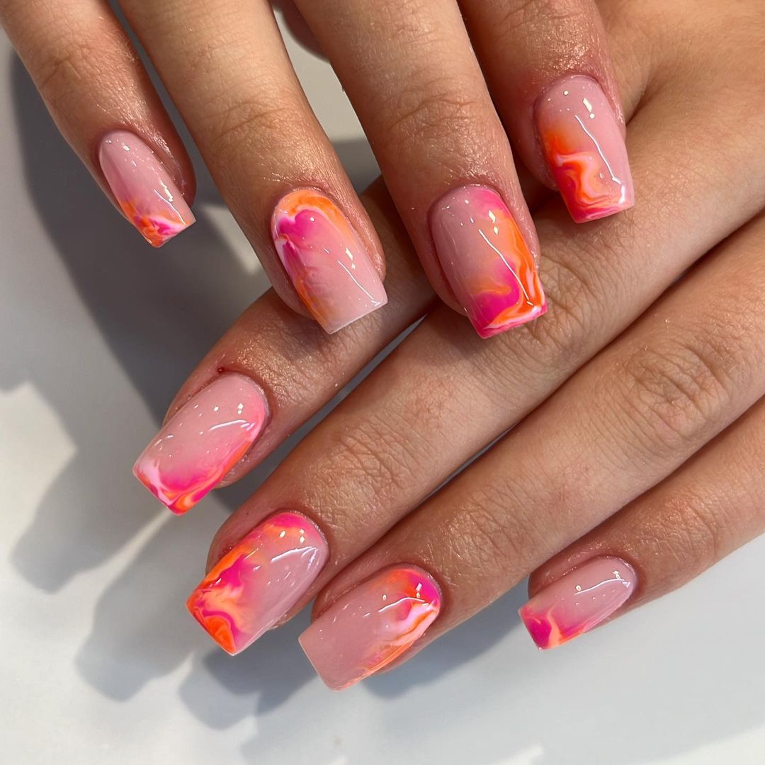 Stay Cool and Chic: Summer Short Acrylic Nail Designs