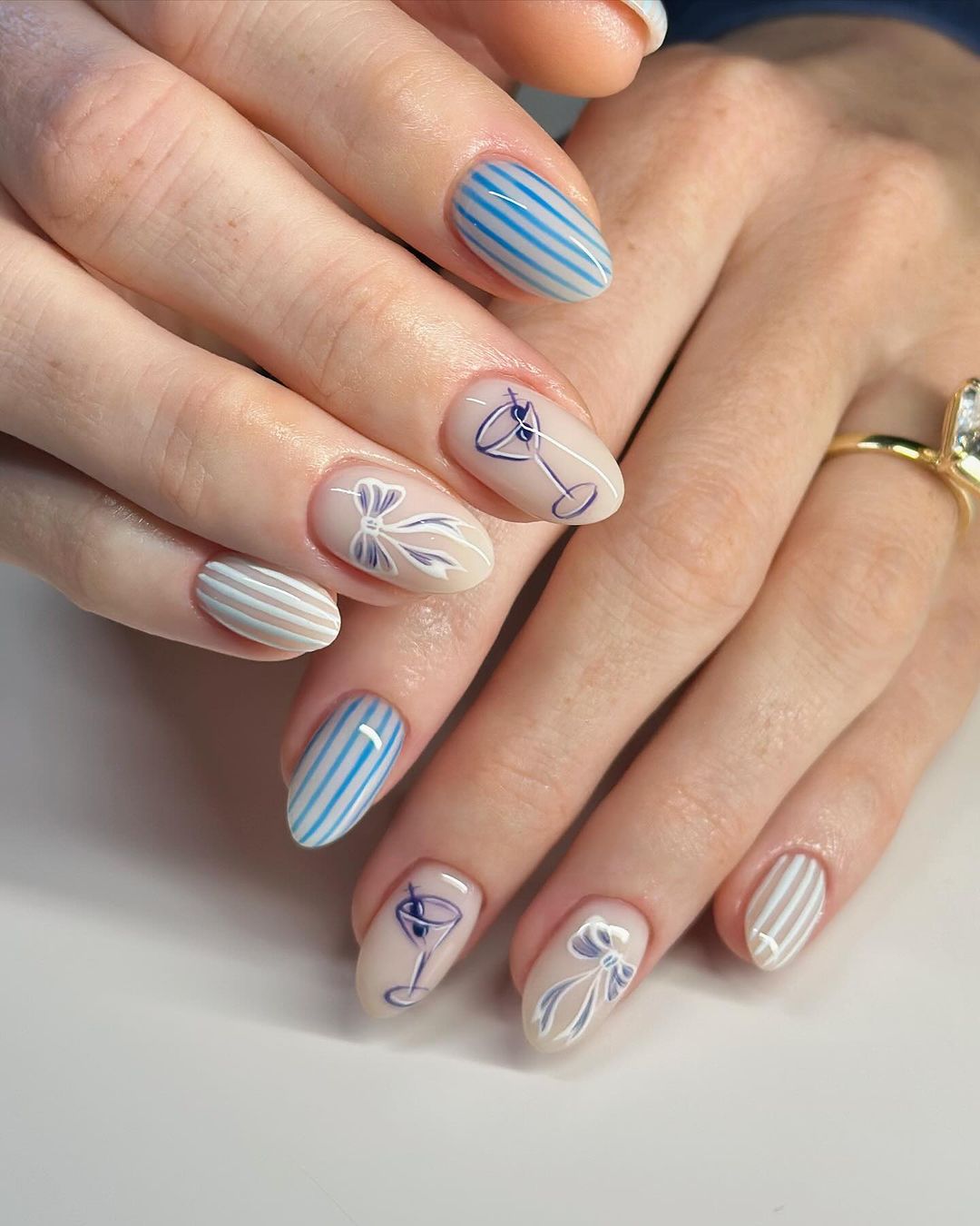 Get Creative: Summer Oval Nail Designs & Color Ideas to Elevate Your Look