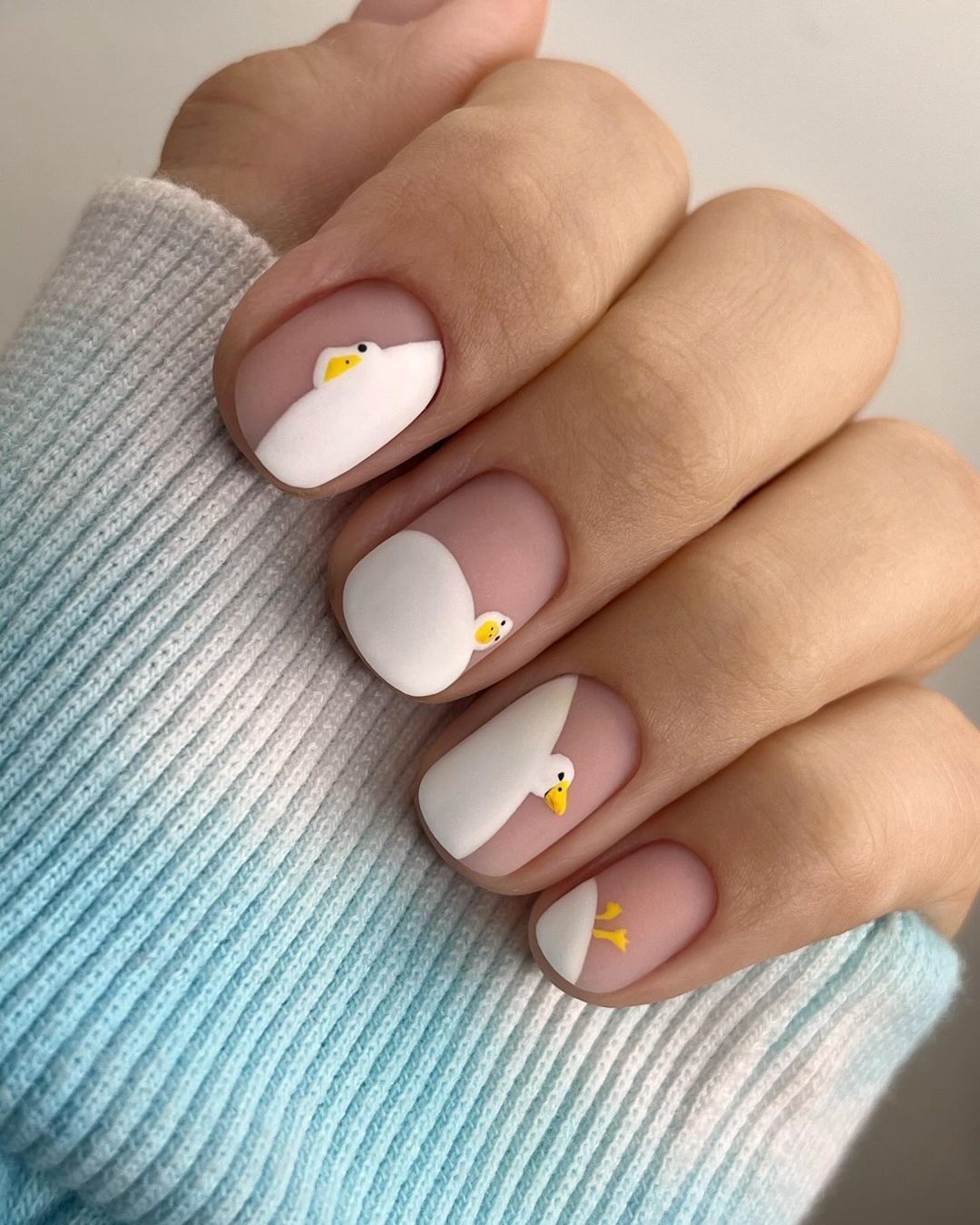 Stay Cool and Chic: Summer Short Acrylic Nail Designs