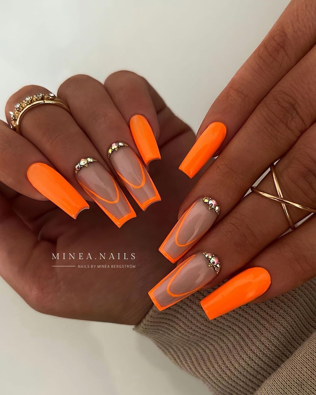 Elevate Your Style: Trendsetting Summer Coffin Nails of 2024