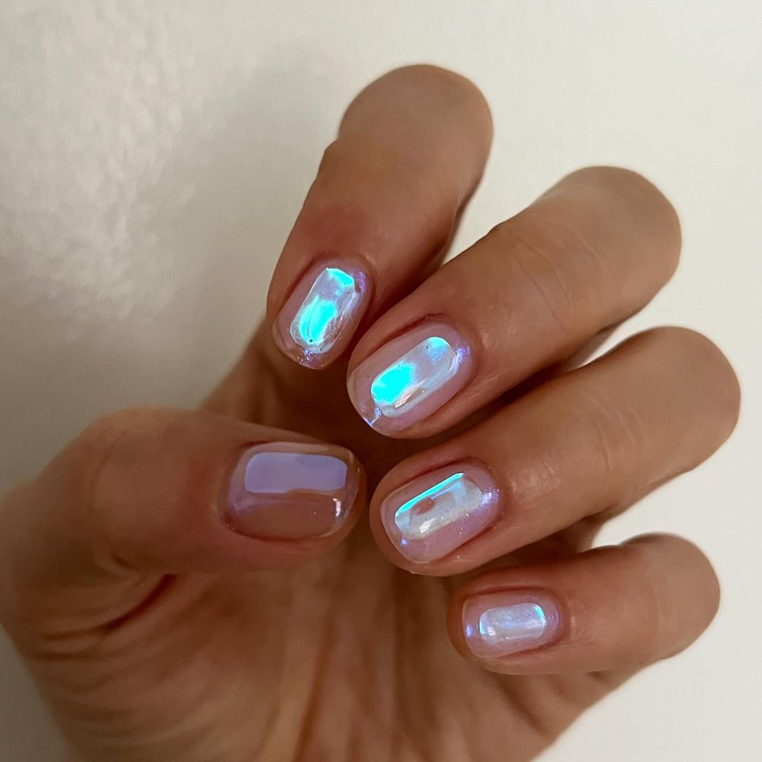 Trendy Acrylic Colors and Designs for Your Summer Nail Inspiration