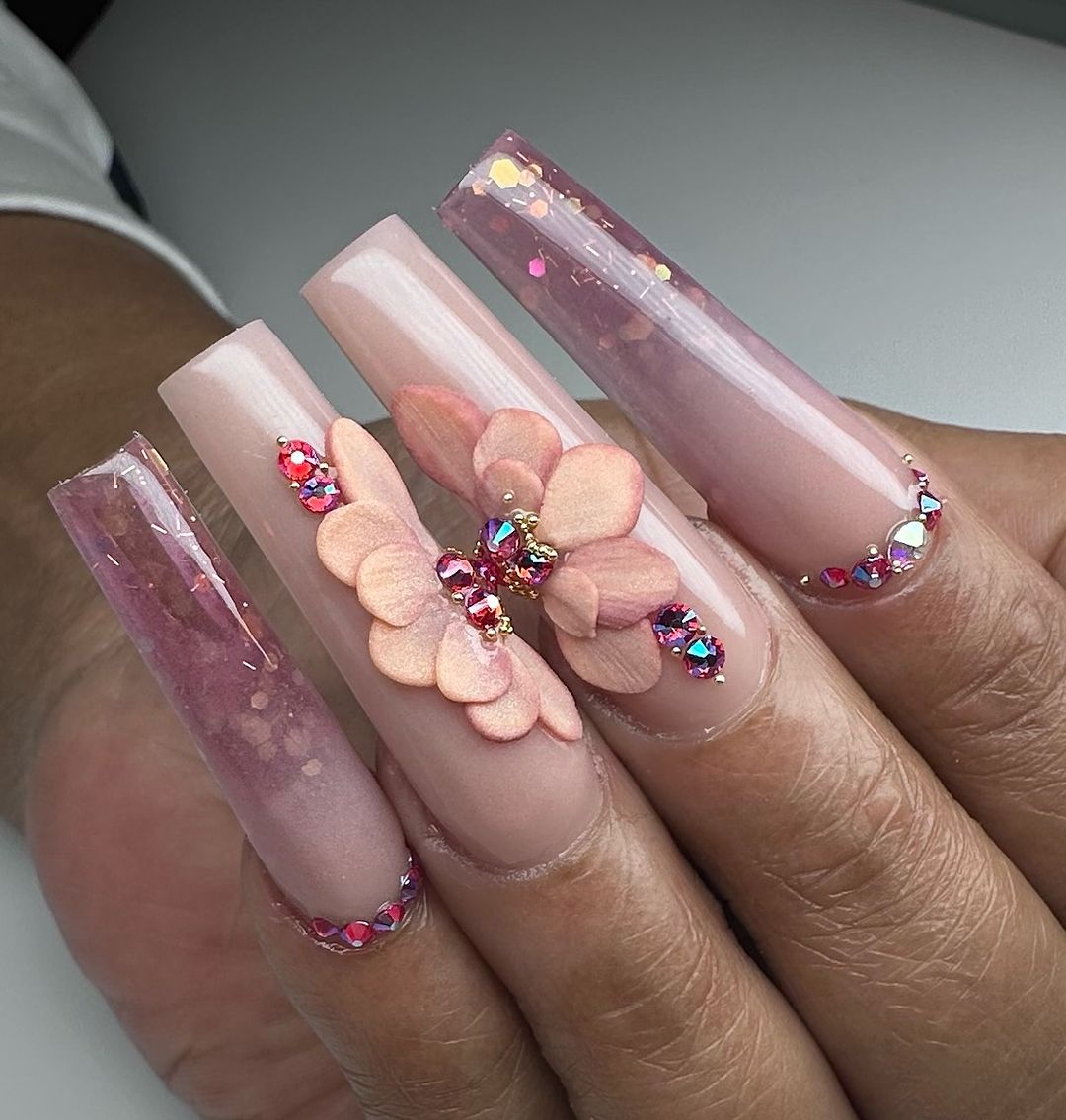 Elevate Your Style: Trendsetting Summer Coffin Nails of 2024