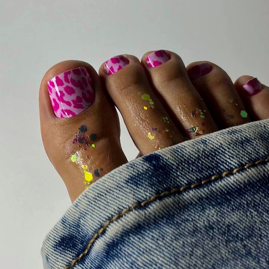 27 Hot Pink Toe Nail Designs to Rock This Summer: Get Inspired!