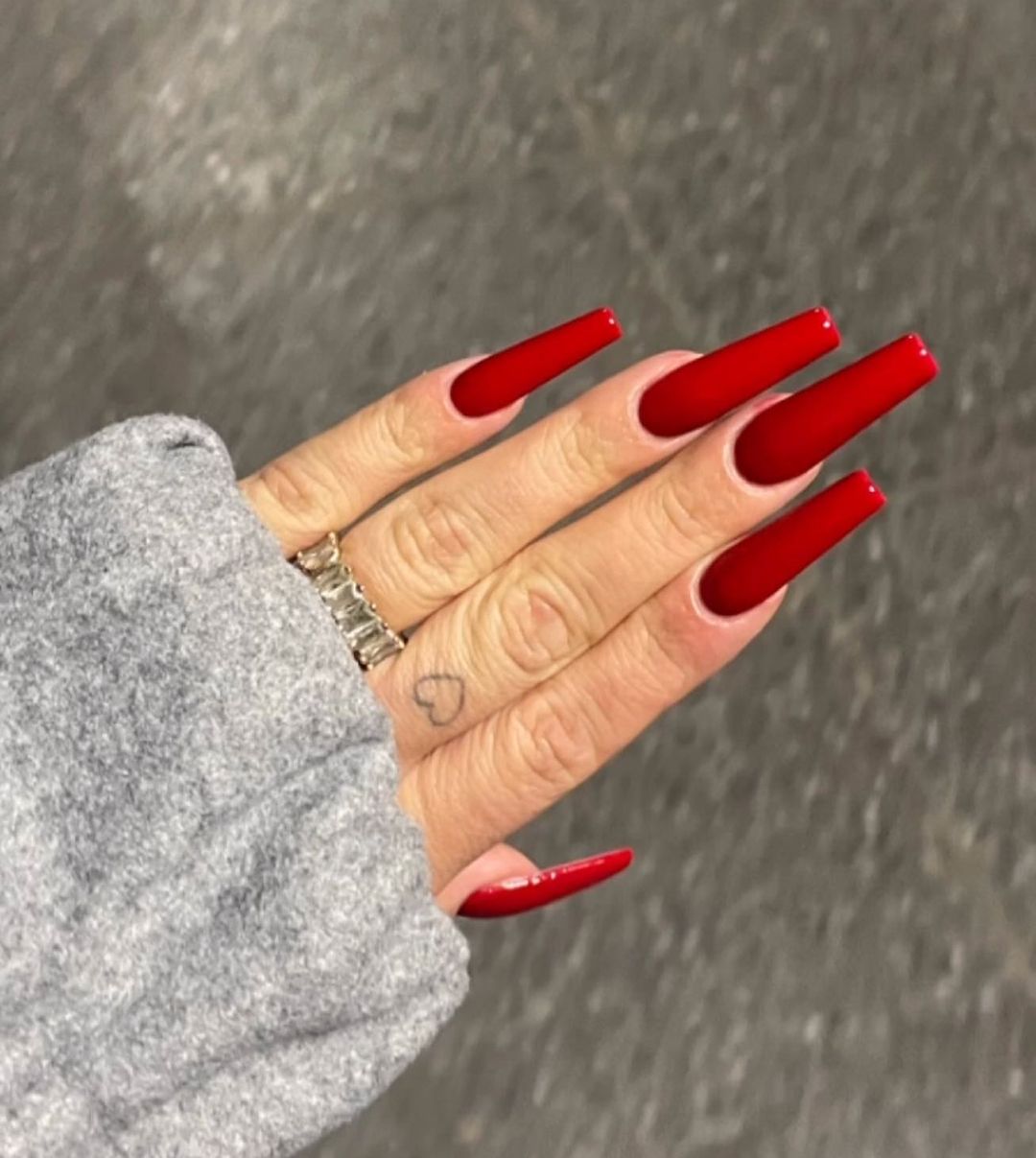 29 Red Summer Nails Shades & Designs: Nail Inspiration for a Bold Season