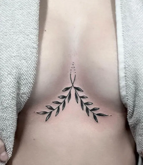 Simple symmetrical leaves by @mediastintastattoo