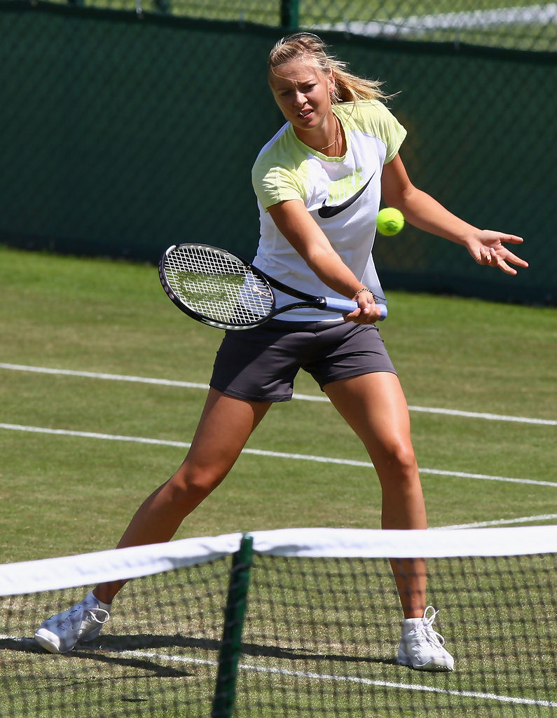 Maria Sharapova Pictures At Playground