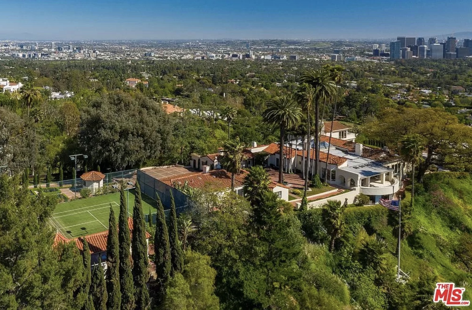 LeBron James has purchased his third home in Los Angeles, his newest 13,000 square foot home is located in Beverly Hills