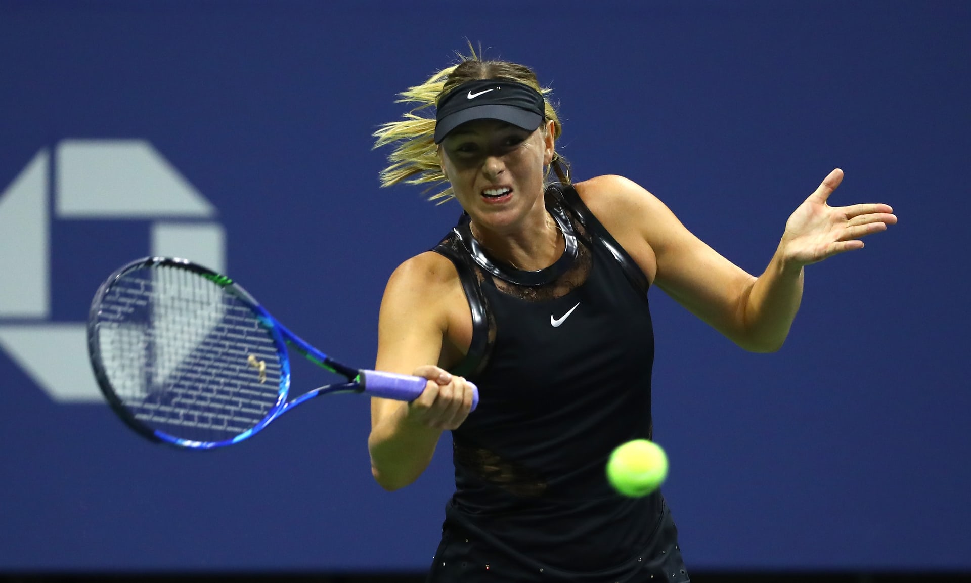 Sharapova hạ gục tay vợt số 2 thế giới ngay trận ra quân US Open