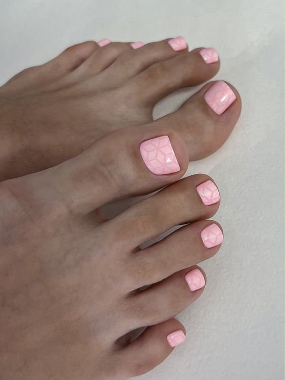 Trendy Toes: Top Summer Toe Nail Colors of 2024