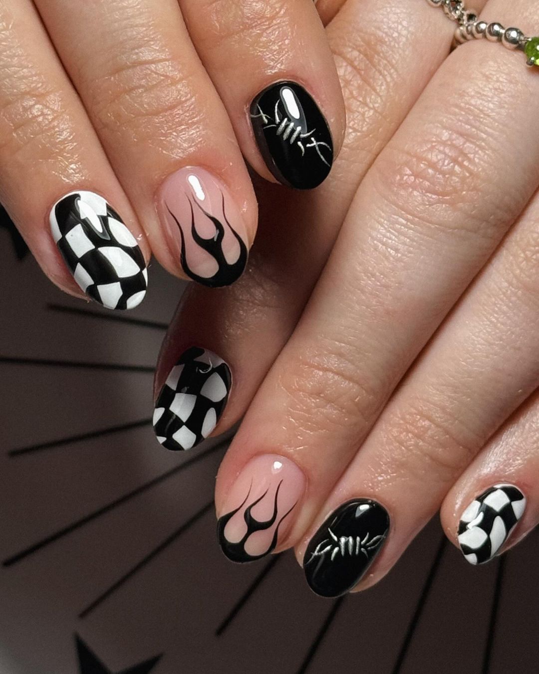 29 Stunning Ideas for Black Fall Nails 2024