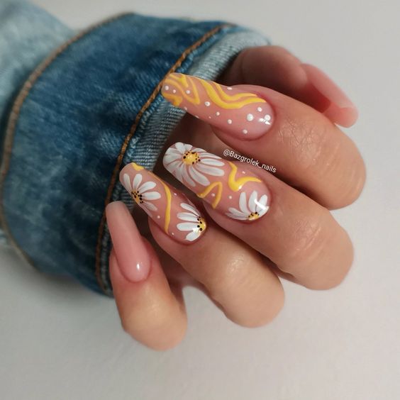 June Nail Ideas 2024: Nail the Perfect Summer Look